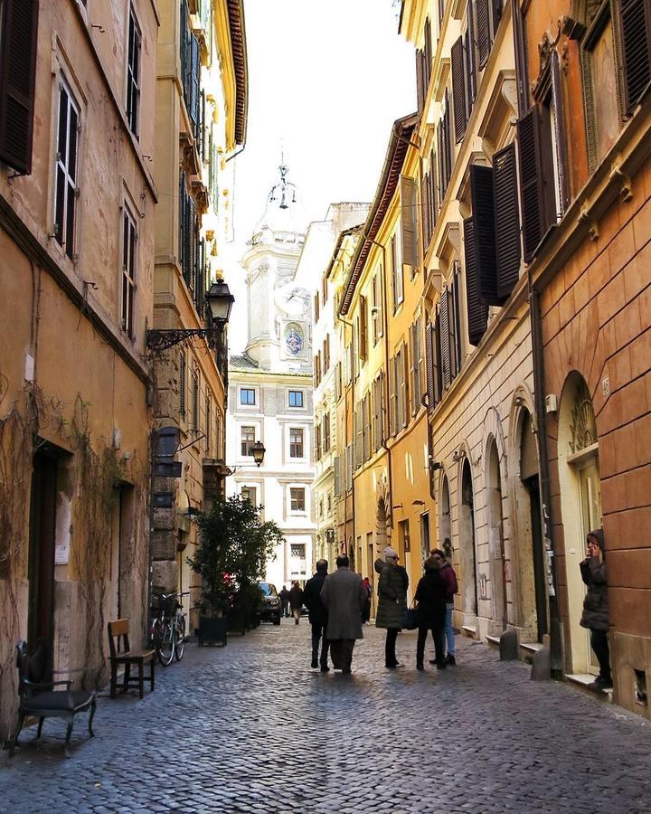 Navona